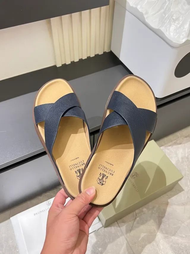Crisscross Strap Flat Slide Casual Sandals 4