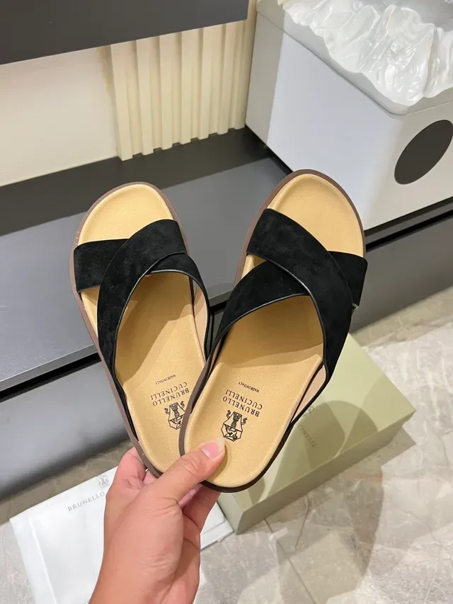 Crisscross Strap Flat Slide Casual Sandals 8
