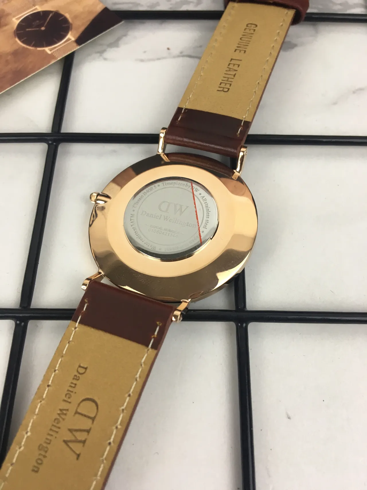 Daniel Wellington Blue Brown Minimalist Sunburst Dial Quartz Watch 3
