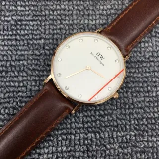 Daniel Wellington Classic Brown White Minimalist Dial Crystal Hour Markers Quartz Watch