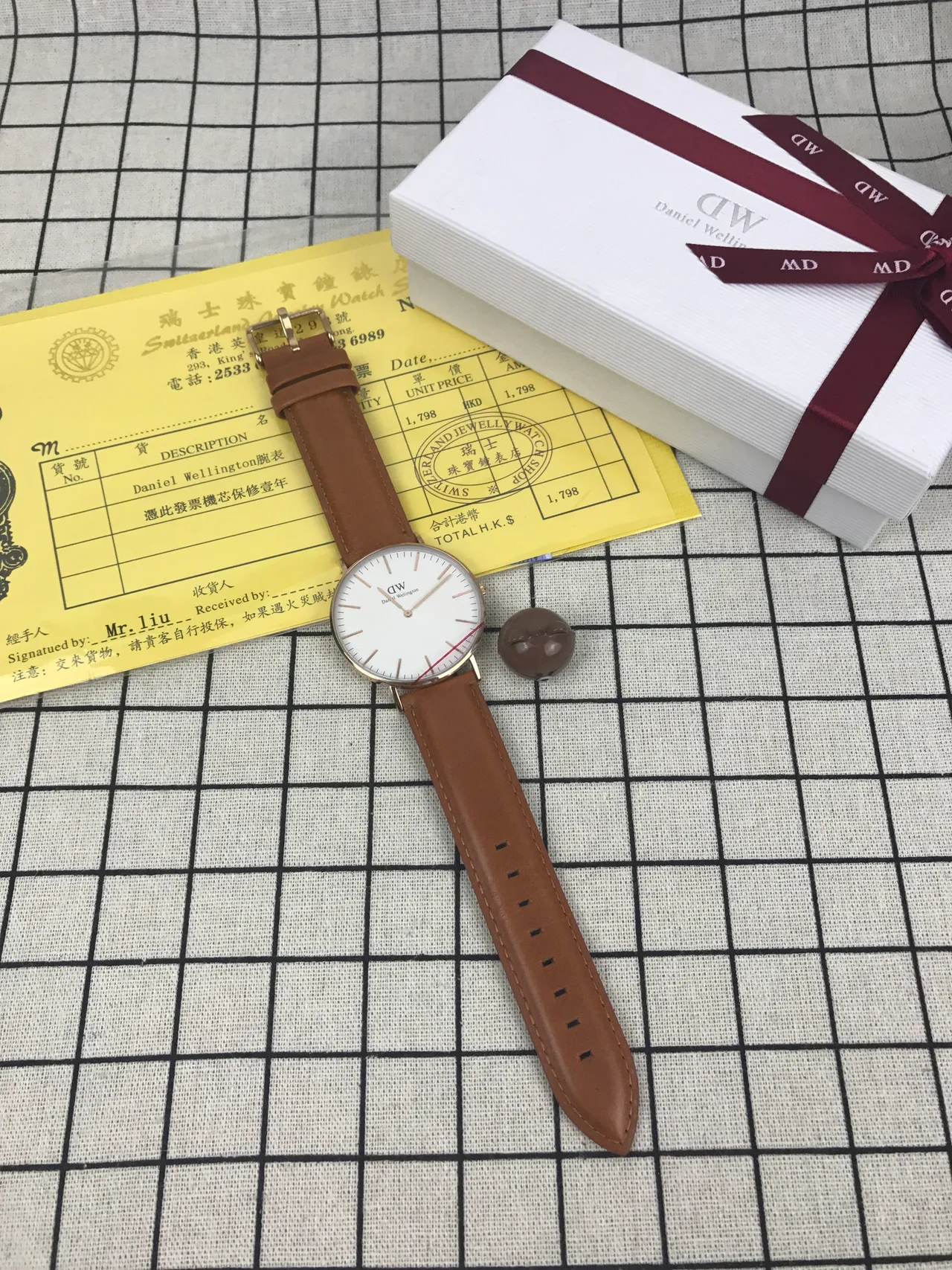 Daniel Wellington Classic Petite Montre en cuir marron quartz 2