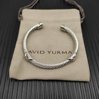 David Yurman Cable Classics سوار فضي ملتوي