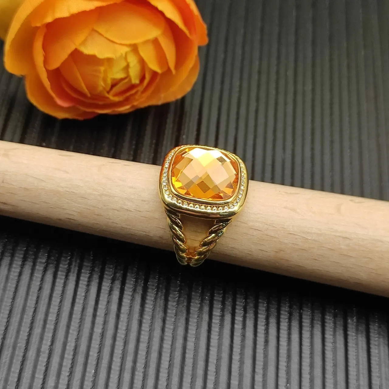 David Yurman Gold-Tone Amber Cushion-Cut Stone Ring 8
