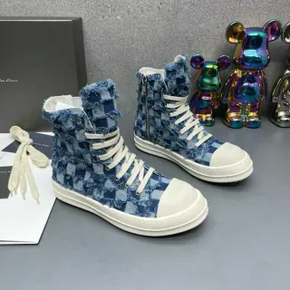 Tênis lifestyle de denim com patchwork de cano alto com cadarços