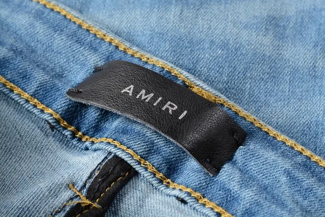 Distressed Patchwork Slim-Fit Light Blue Jeans 13