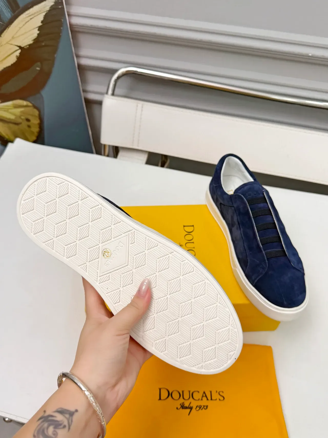 Doucal's Sneakers Lifestyle Navy Daim Slip-On 2