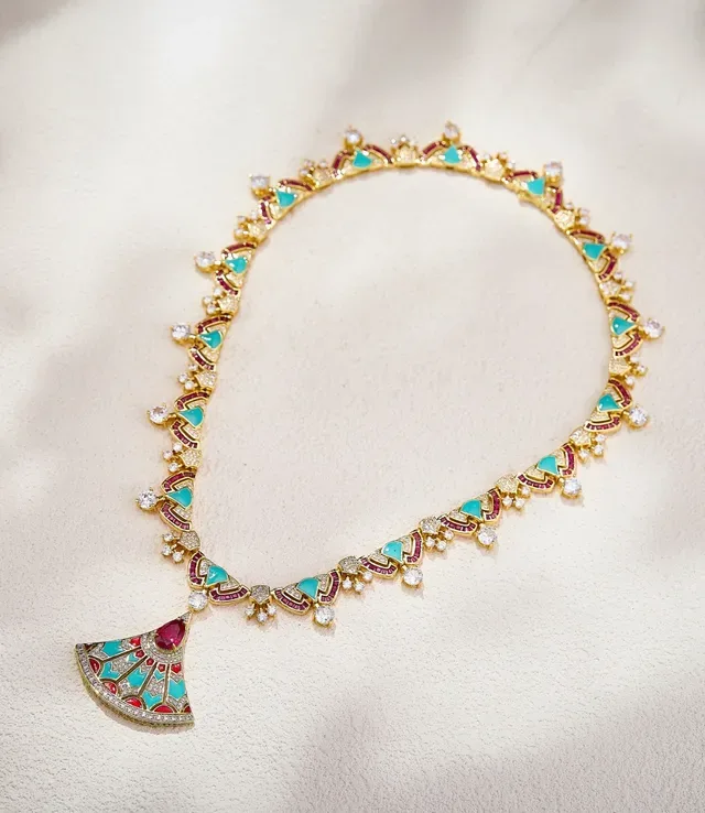 Fan-Pendant Gemstone-Inlaid Geometric Necklace 5