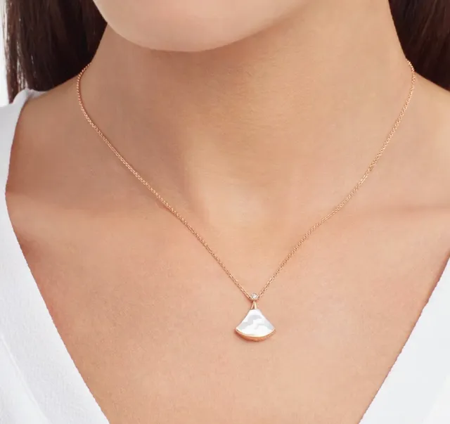 Fan-Shaped White Inlay Gold-Tone Pendant Necklaces 6