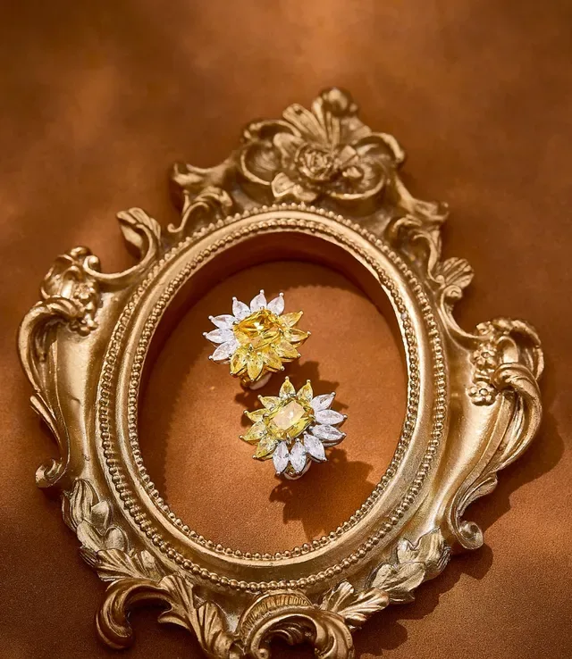 Floral Motif Yellow and Clear Gemstone Stud Earrings 2