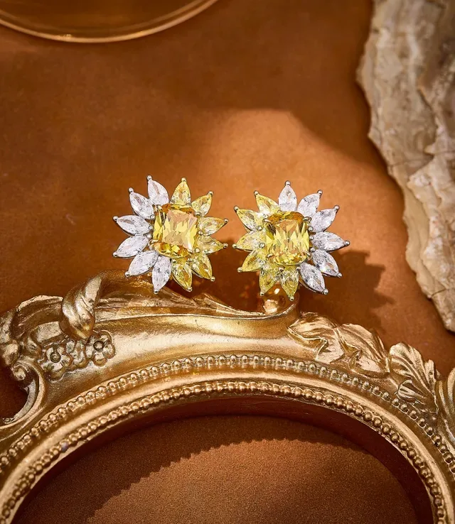 Floral Motif Yellow and Clear Gemstone Stud Earrings 4