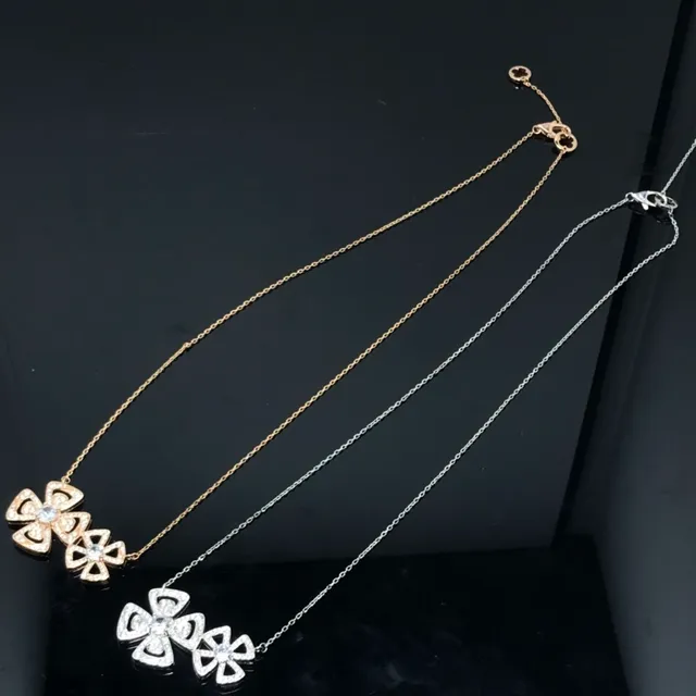 Flower-Shaped Pave Crystal Pendant Necklace 2