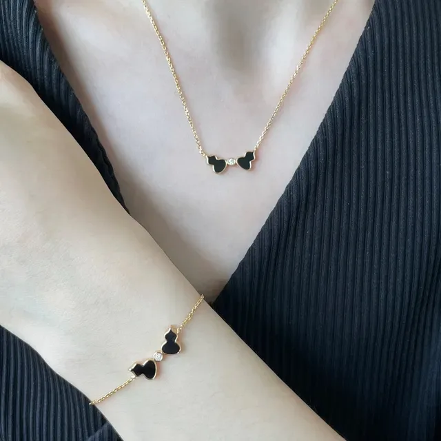 Gold Black Chain Enamel Double-Heart Pendant Necklace 7