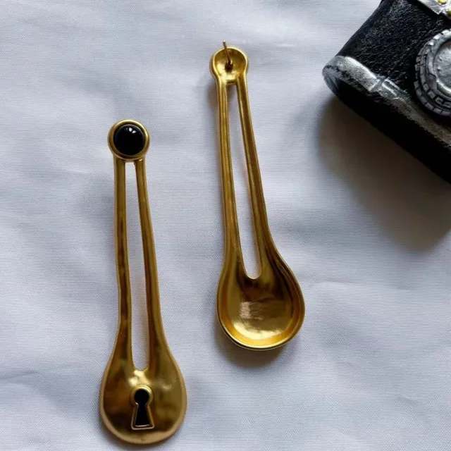 Gold Black Keyhole-Cut Teardrop Silhouette Polished Metal Earrings 5