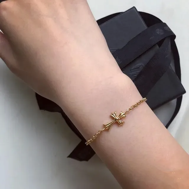 Gold Chain Link Cross Pendant Bracelet 2