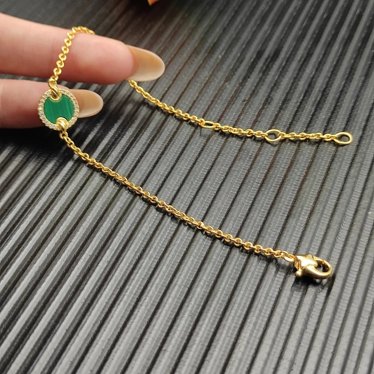 Gold Green Chain Link Malachite Cabochon Bracelet 4