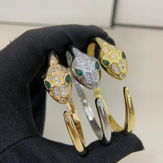 Gold Green Snake-Head Motif Pavé-Set Stones Ring