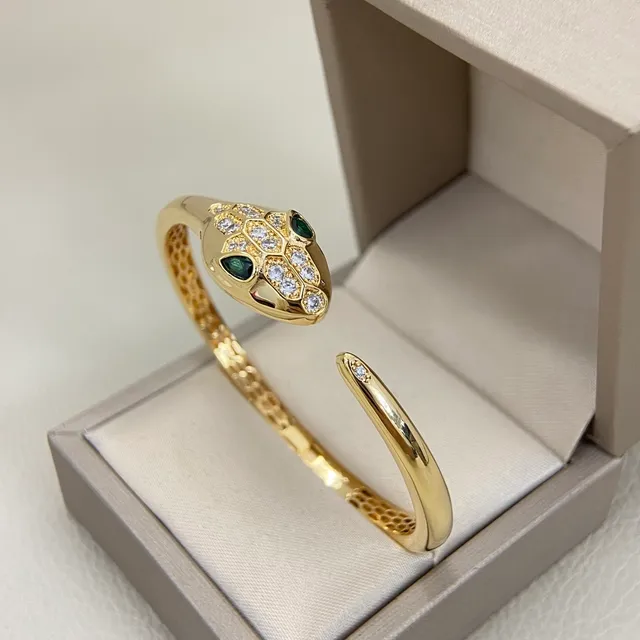Gold Green Snake-Head Motif Pavé-Set Stones Ring 5