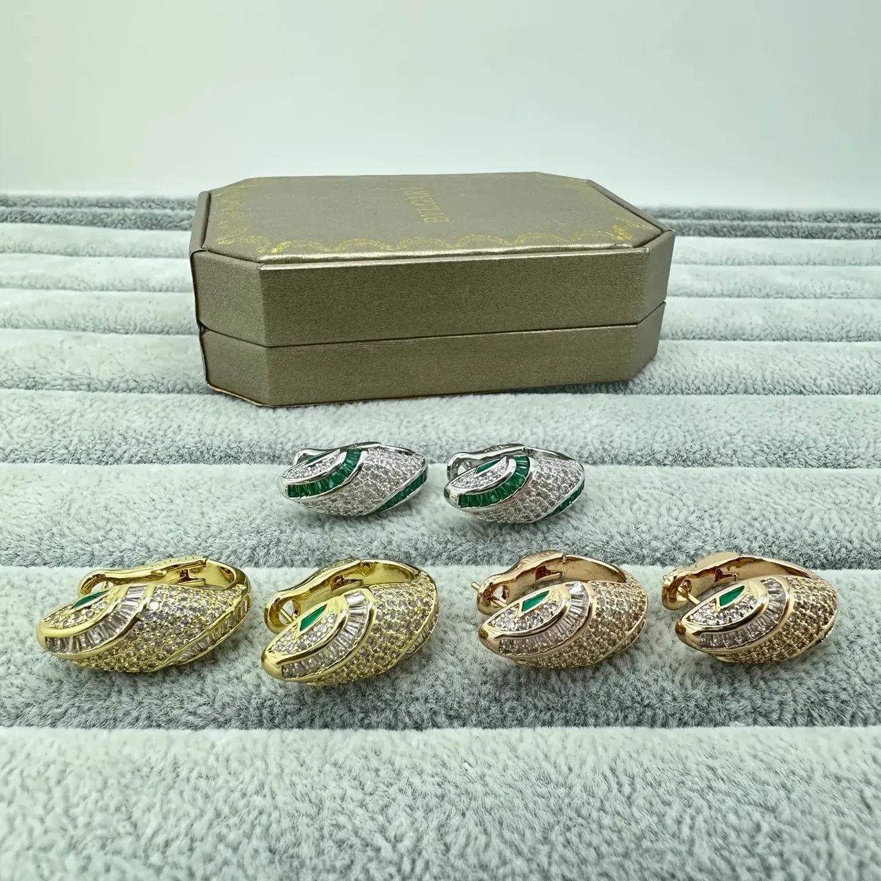 Gold Green Snake-Head Silhouette Pavé-Set Clear Stones Earrings 2