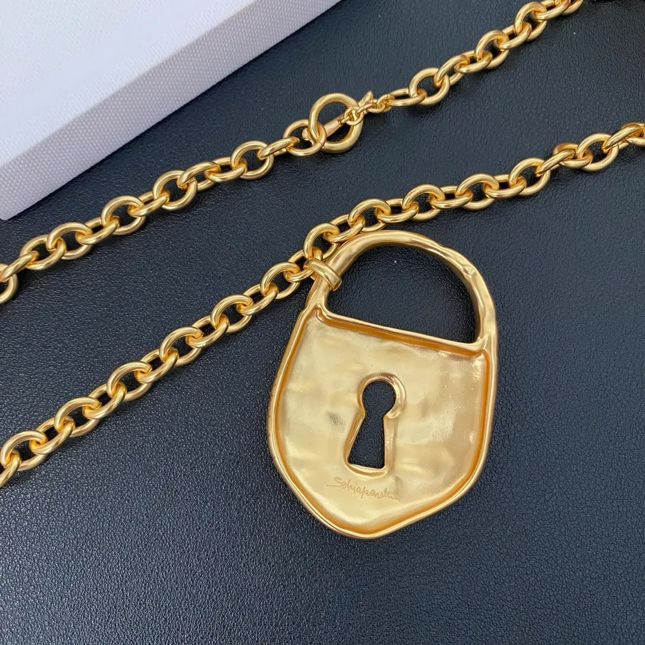 Gold Padlock-Shaped Textured Surface Necklace 5