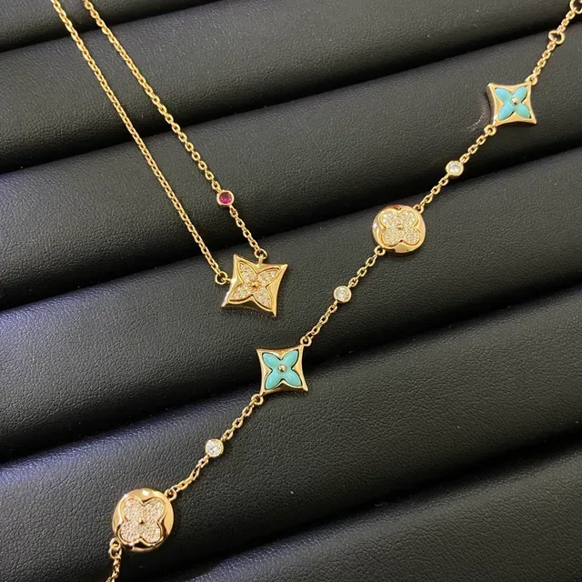 Gold Red Chain Pavé-Set Diamond-Like Stones Necklace 2
