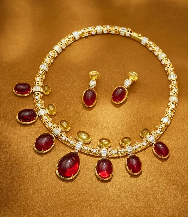 Gold Red Filigree Cabochon Gemstones Necklace 4