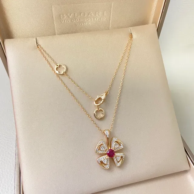 Gold Red Four-Petal Clover-Shaped Pendant Pavé-Set Clear Stones Necklace 3