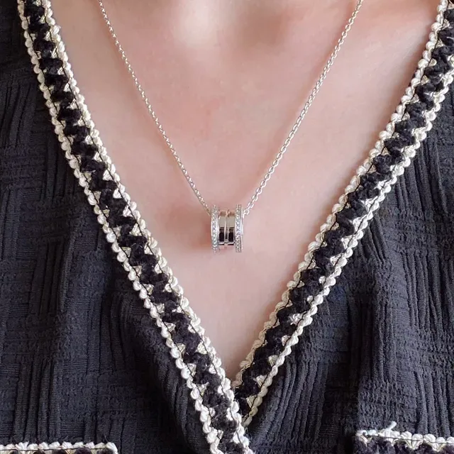 Gold Silver Cylindrical Barrel Pendant Pavé-Set Diamonds On Edges Necklace 8