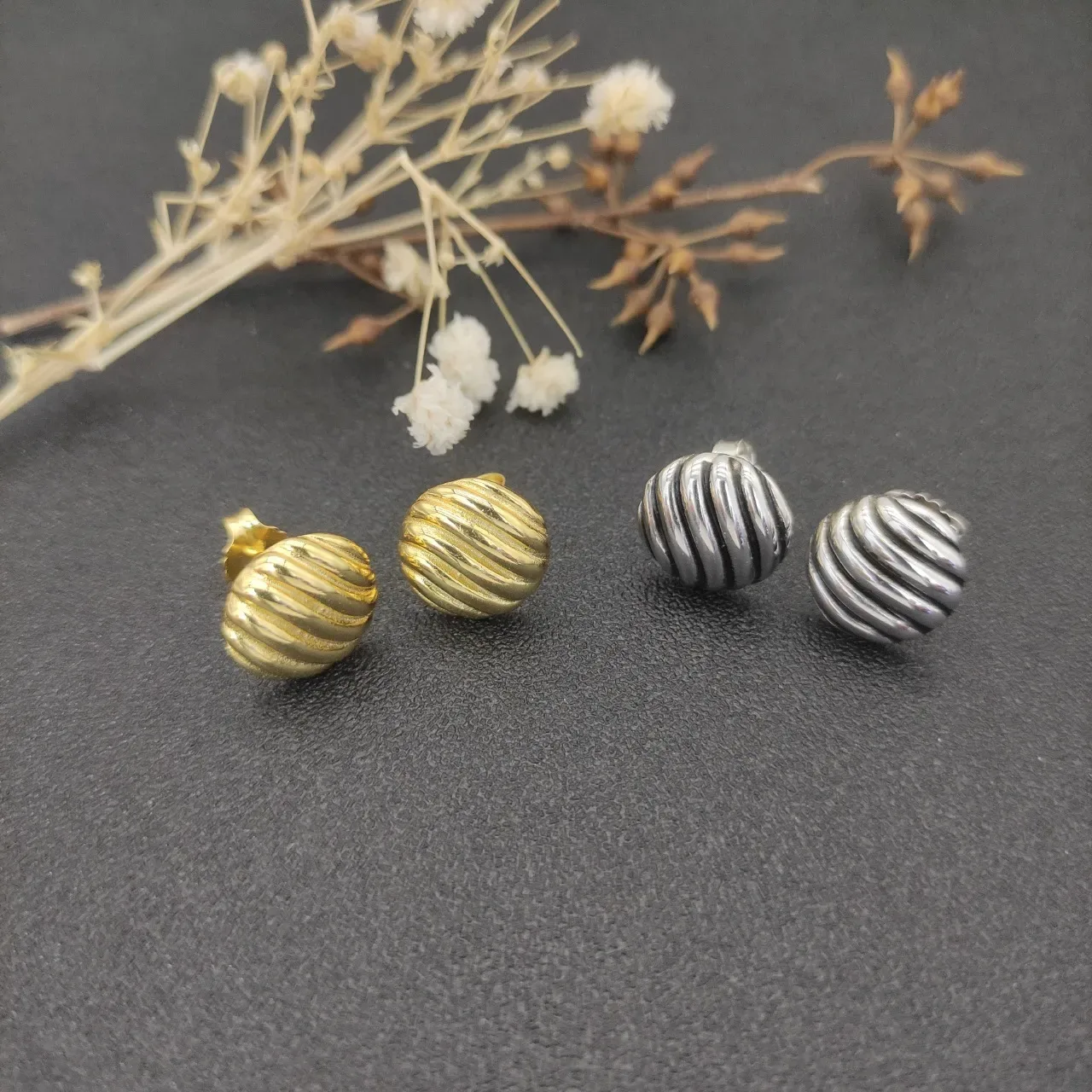 Gold Silver Ribbed Spherical Stud Earrings 9