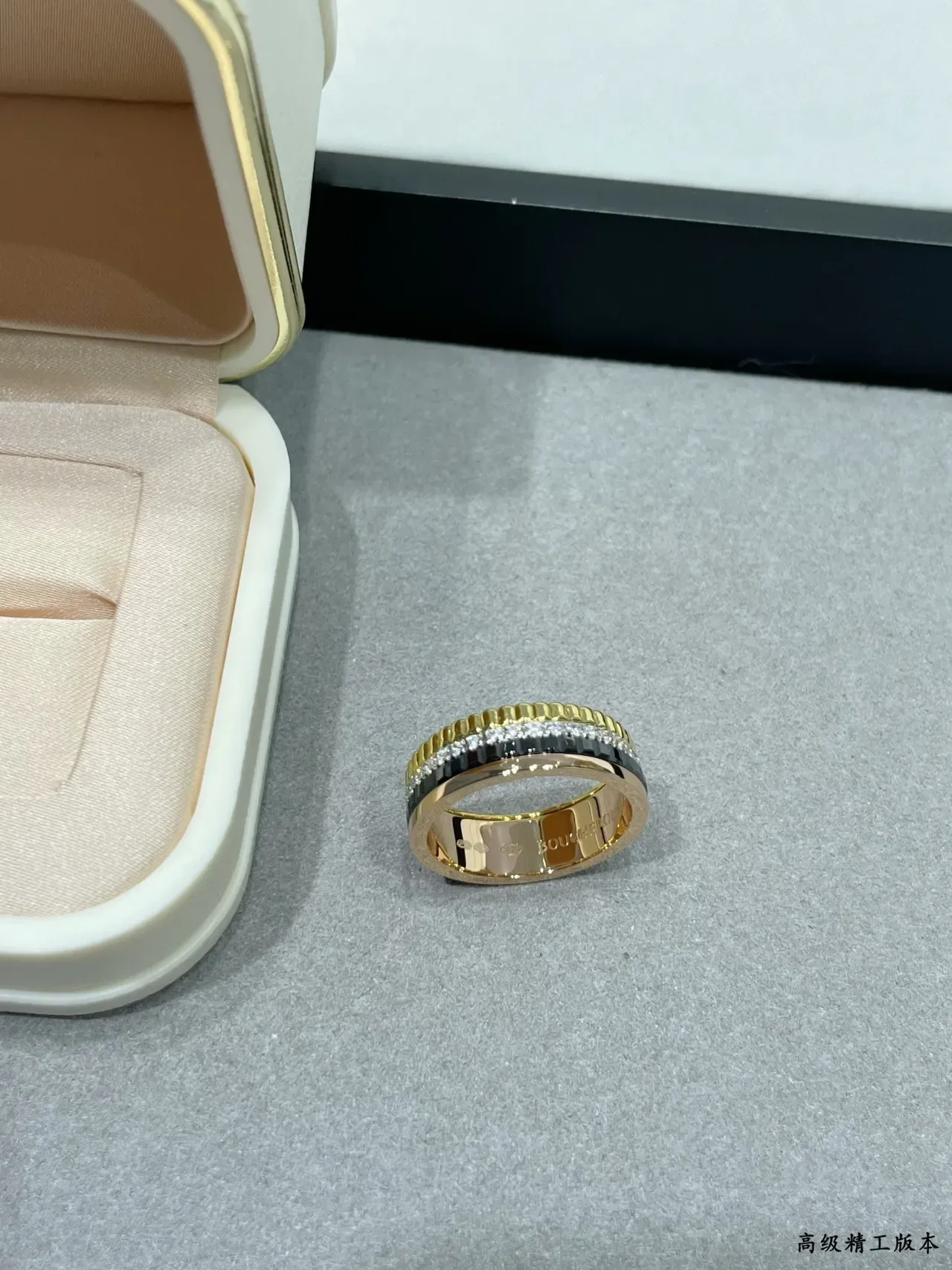 Gold Silver Rotating Bezel Pavé-Set Stones Ring 4