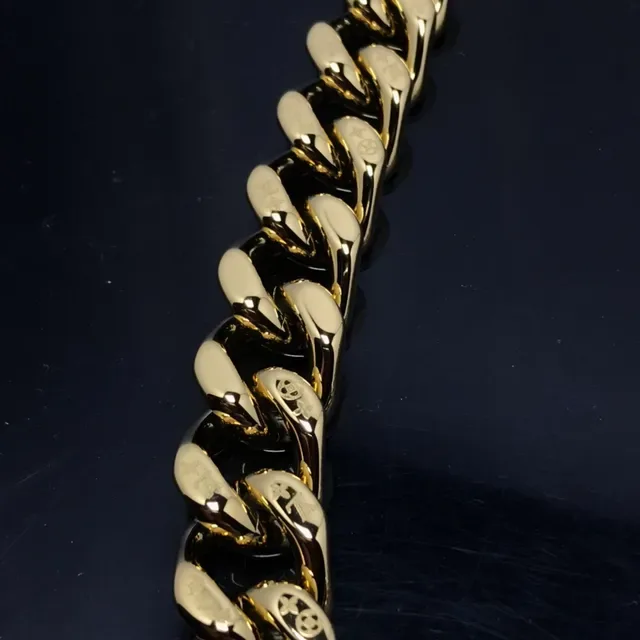 Gold-Tone Chunky Curb Link Necklace 4