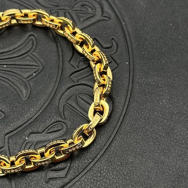 Gold-Tone Chunky Oval Link Chain Bracelet 3