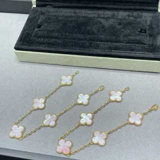 Pulseras de Cadena con Inlay de Madreperla Clover en Dorado