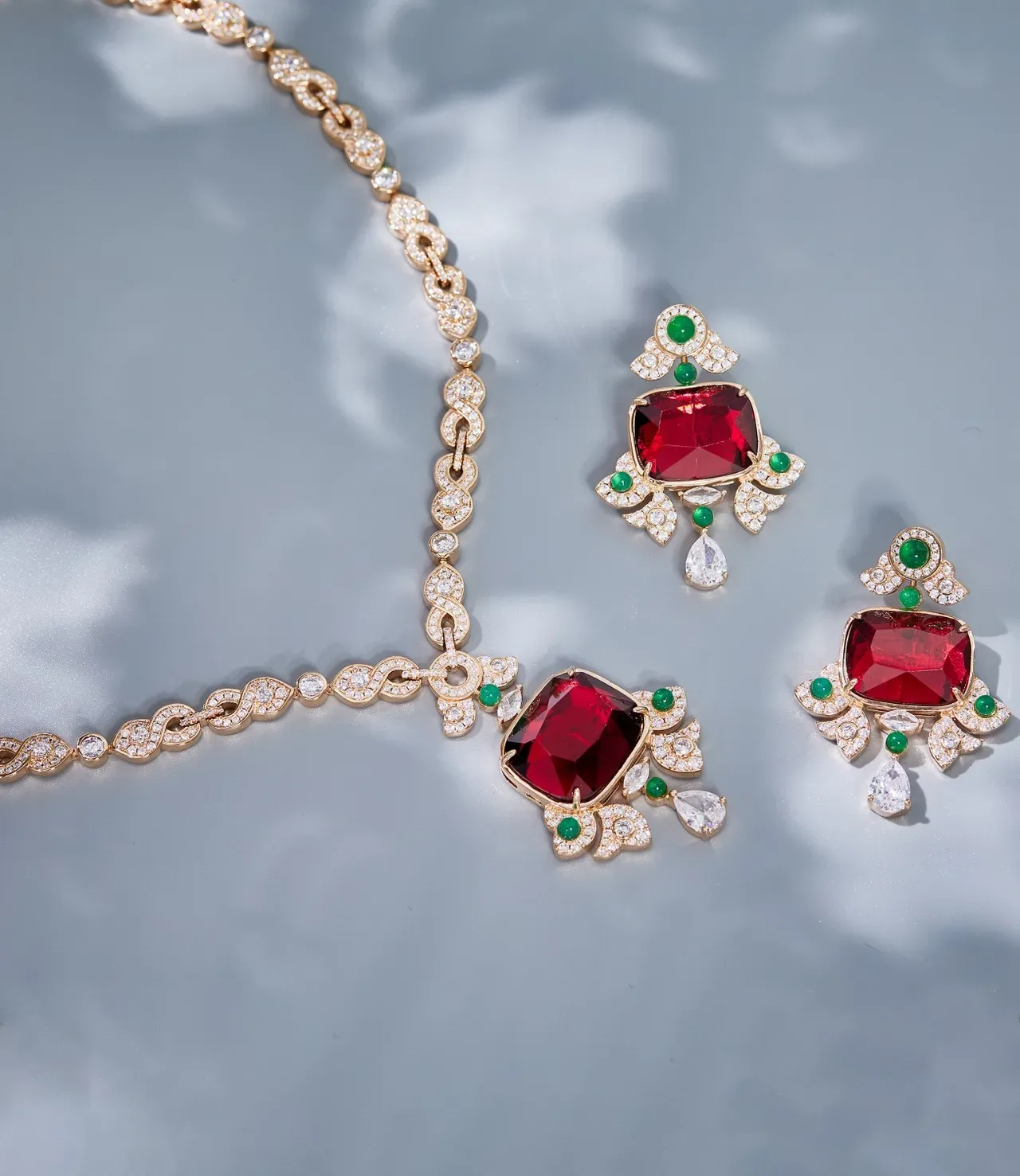 Gold-Tone Red Gemstone and Emerald Accent Pendant Necklace 6