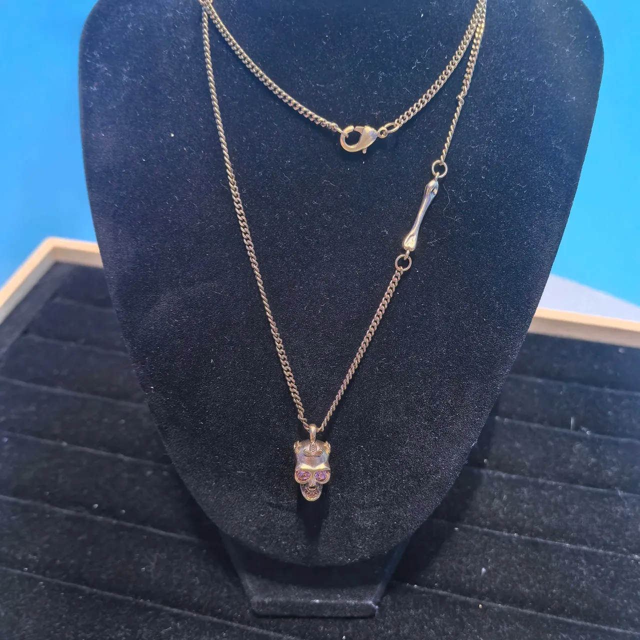 Colar de pendentif de videira de rosas em tom dourado 16