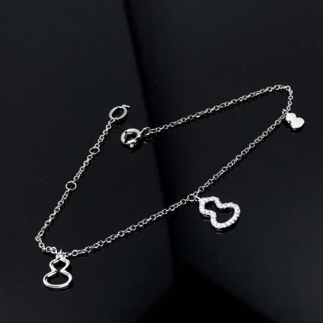 Gold Transparent Chain Triple Heart Pendant Design Necklace 6