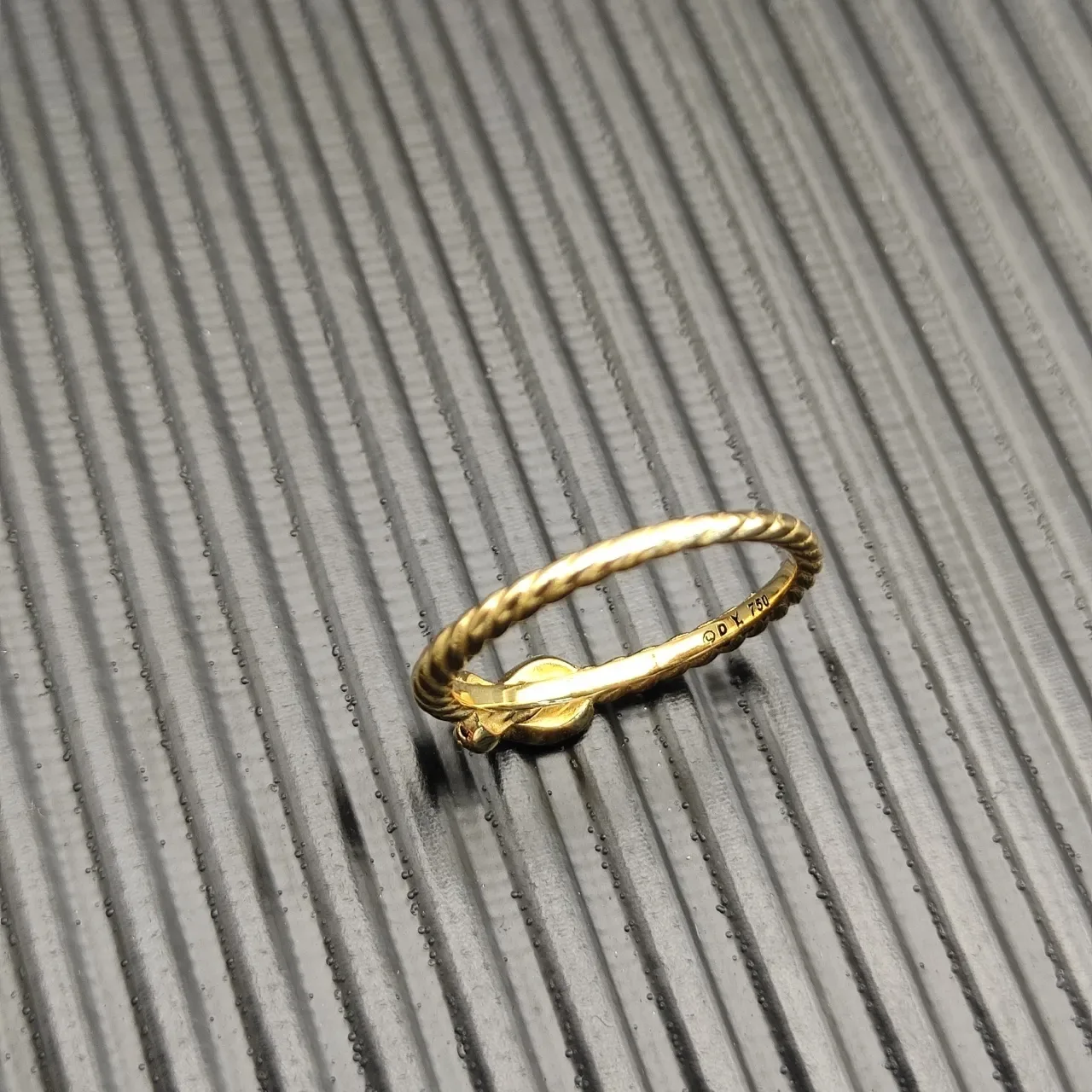 Gold White Twisted Rope Band Pavé-Set Diamonds Ring 6