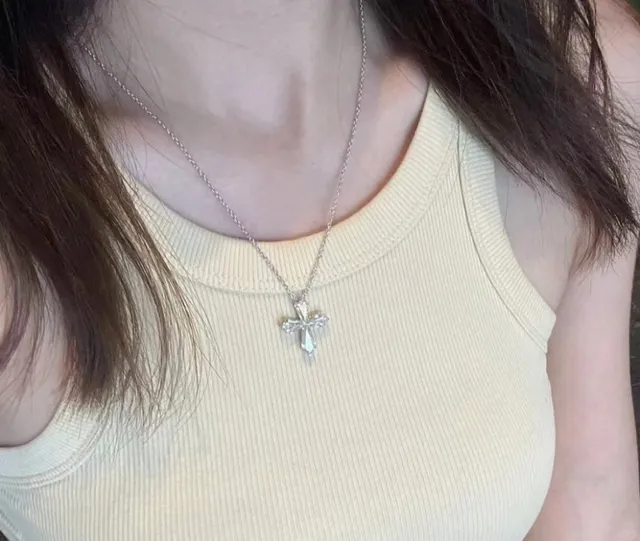 Graff Baguette-Cut Cross Pendant Necklace 9