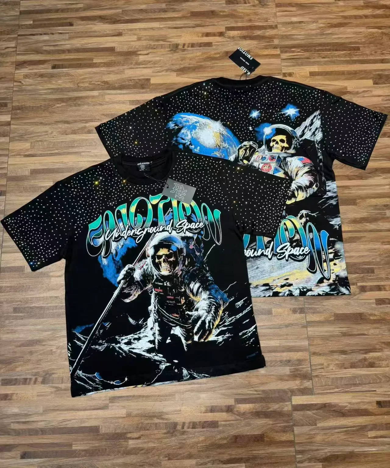Graphic Print Astronaut Skull T-Shirt 10