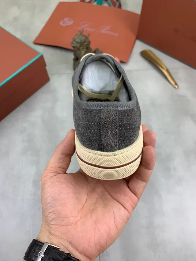 Gray Beige Suede Upper Laces Sneakers 3