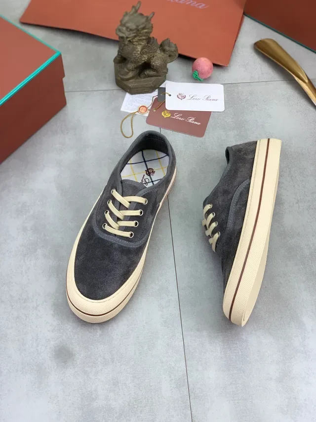 Gray Beige Suede Upper Laces Sneakers 5