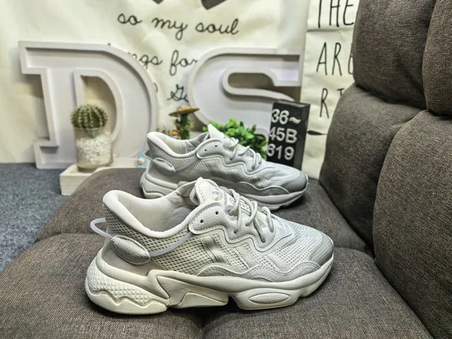 Gray Wave-Overlay Chunky Sneakers 10