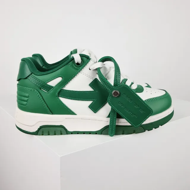 Green and White Leather Panelled Arrow-Logo Low-Top Sneakers 3