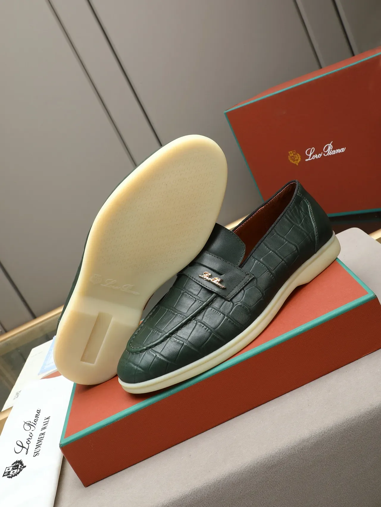 Green Beige Croc-Embossed Leather Metal Logo Plaque Strap Loafer 5
