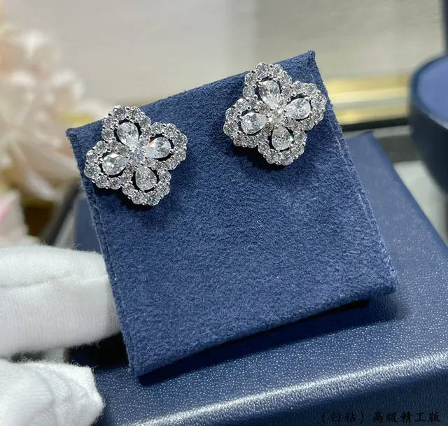 Harry Winston Floral Quatrefoil Pave-Set Stud Earrings 9