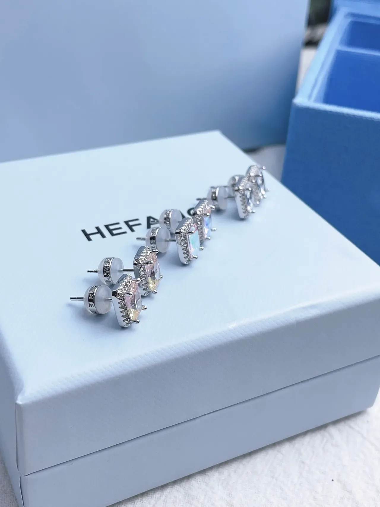 HEFANG Rectangular Halo Stud Earrings 5