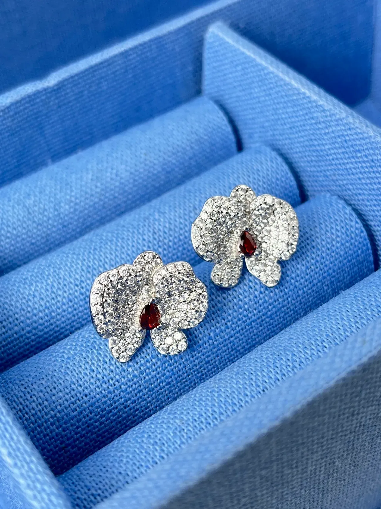 HEFANG Silver Red Floral-Shaped Pavé-Set Earrings 7