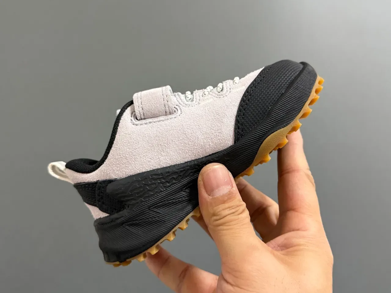 KEEN Pink Black Dual-Closure Rugged Lug Sole Sneakers 13