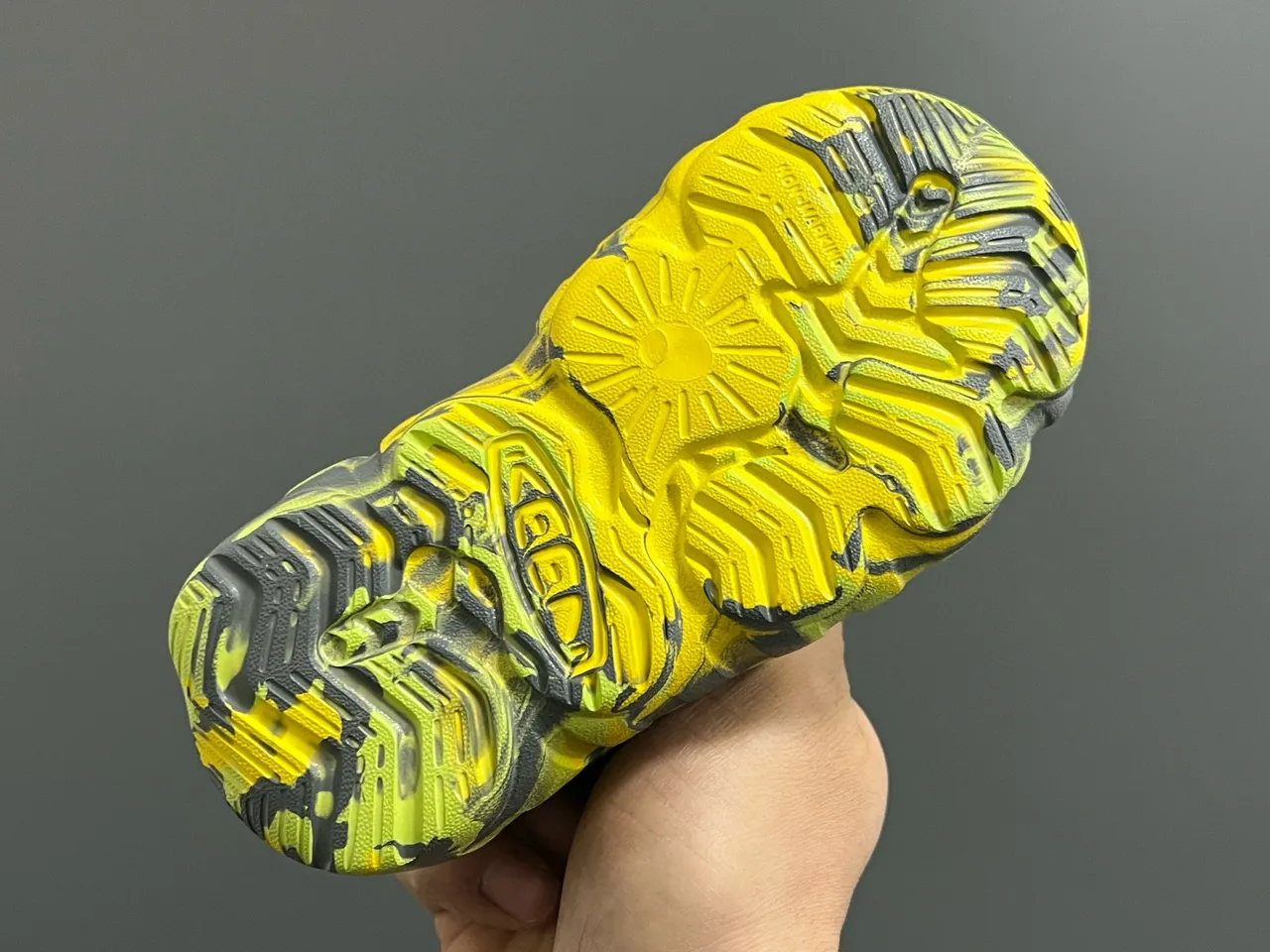 KEEN Yellow Multicolor Multi-Strap Hook-and-Loop Closure Casual Sandals 19