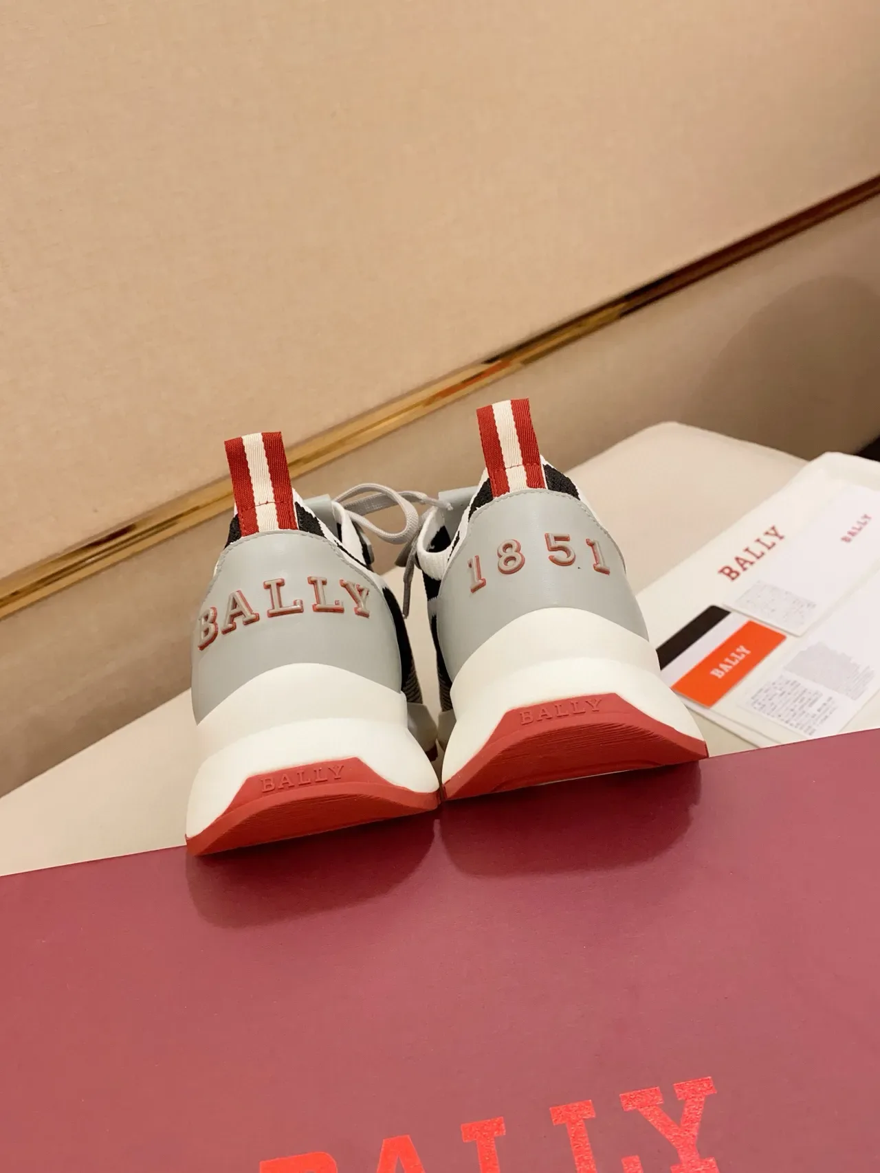 Knit Houndstooth Panelled Lifestyle Sneaker 3