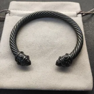 Pulsera de cable trenzado negro mate